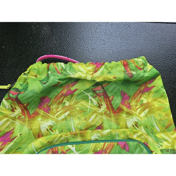 Under Armour - Unisex Sackpack Drawstring Backpack w/ Sunglasses Pocket Neon - Picture 5 of 15
